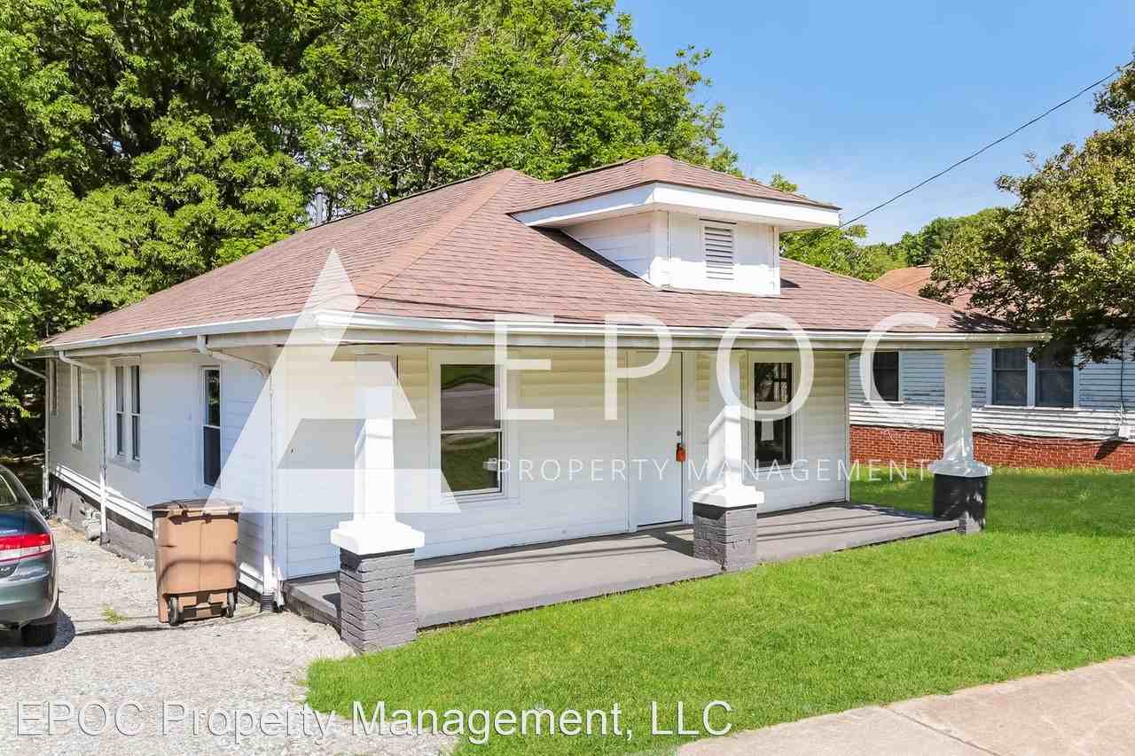 3225 Summit Ave - Photo 2 of 15