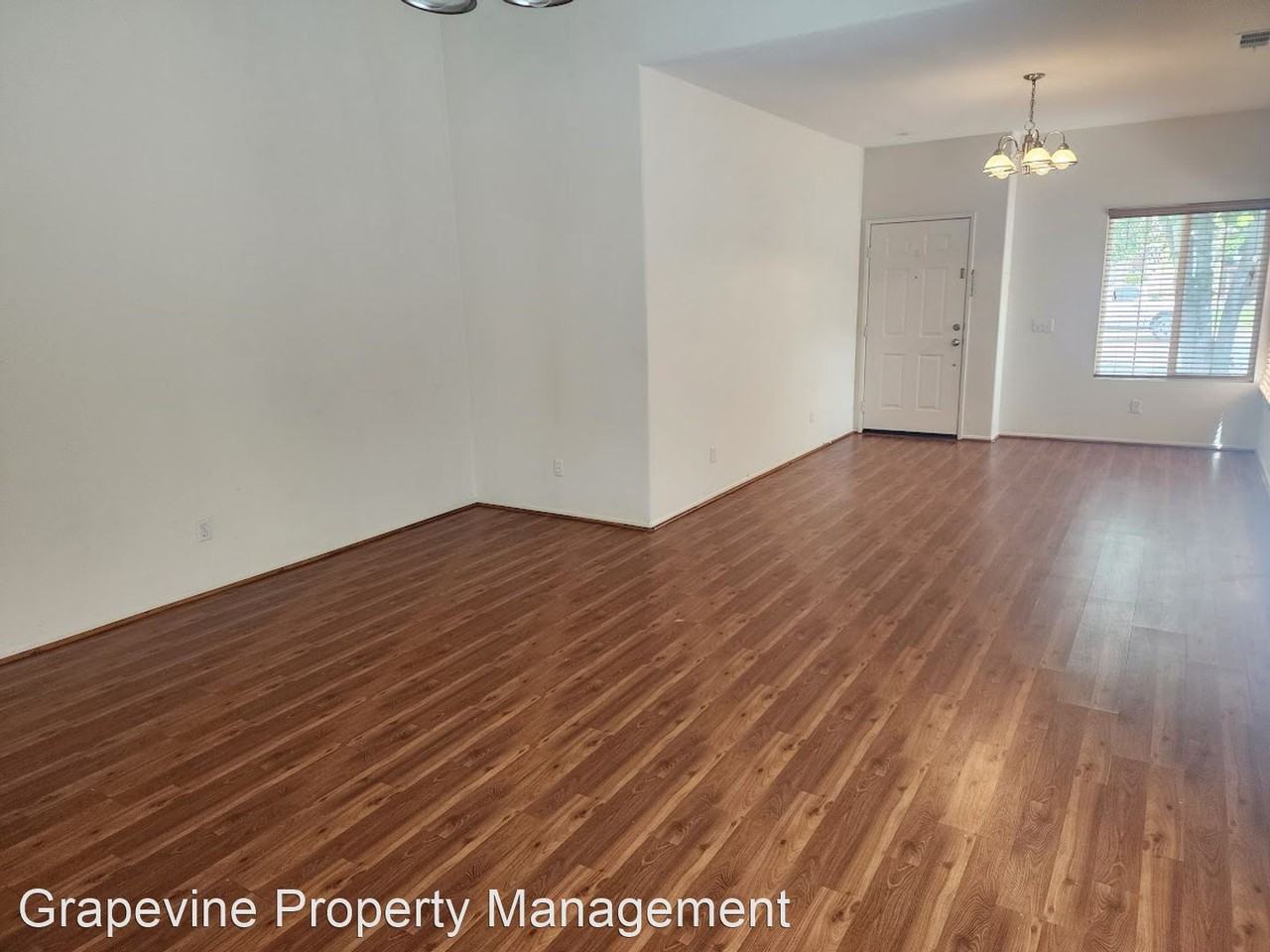 27547 Sierra Madre Dr - Photo 3 of 17