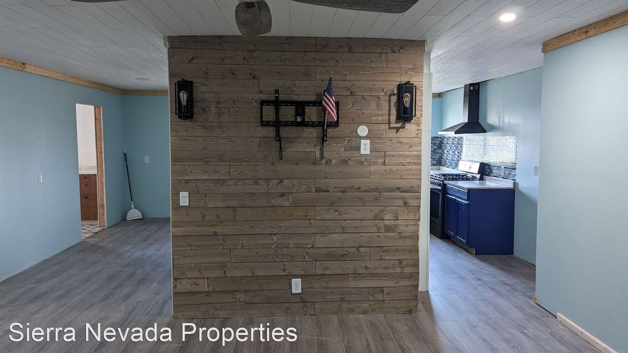 845 Mclean St - Photo 3 of 18