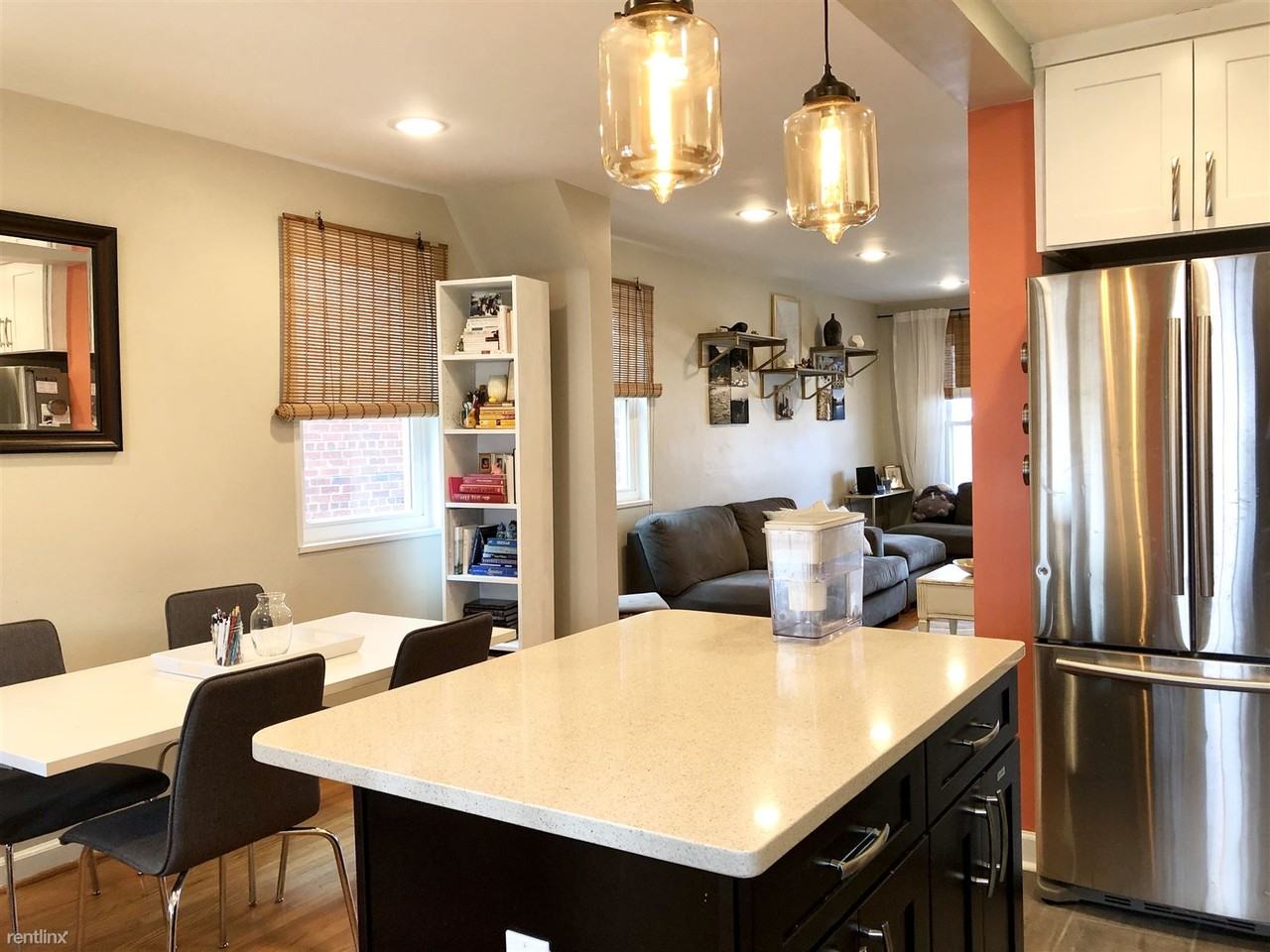 1247 Delafield Pl Ne - Photo 3 of 22