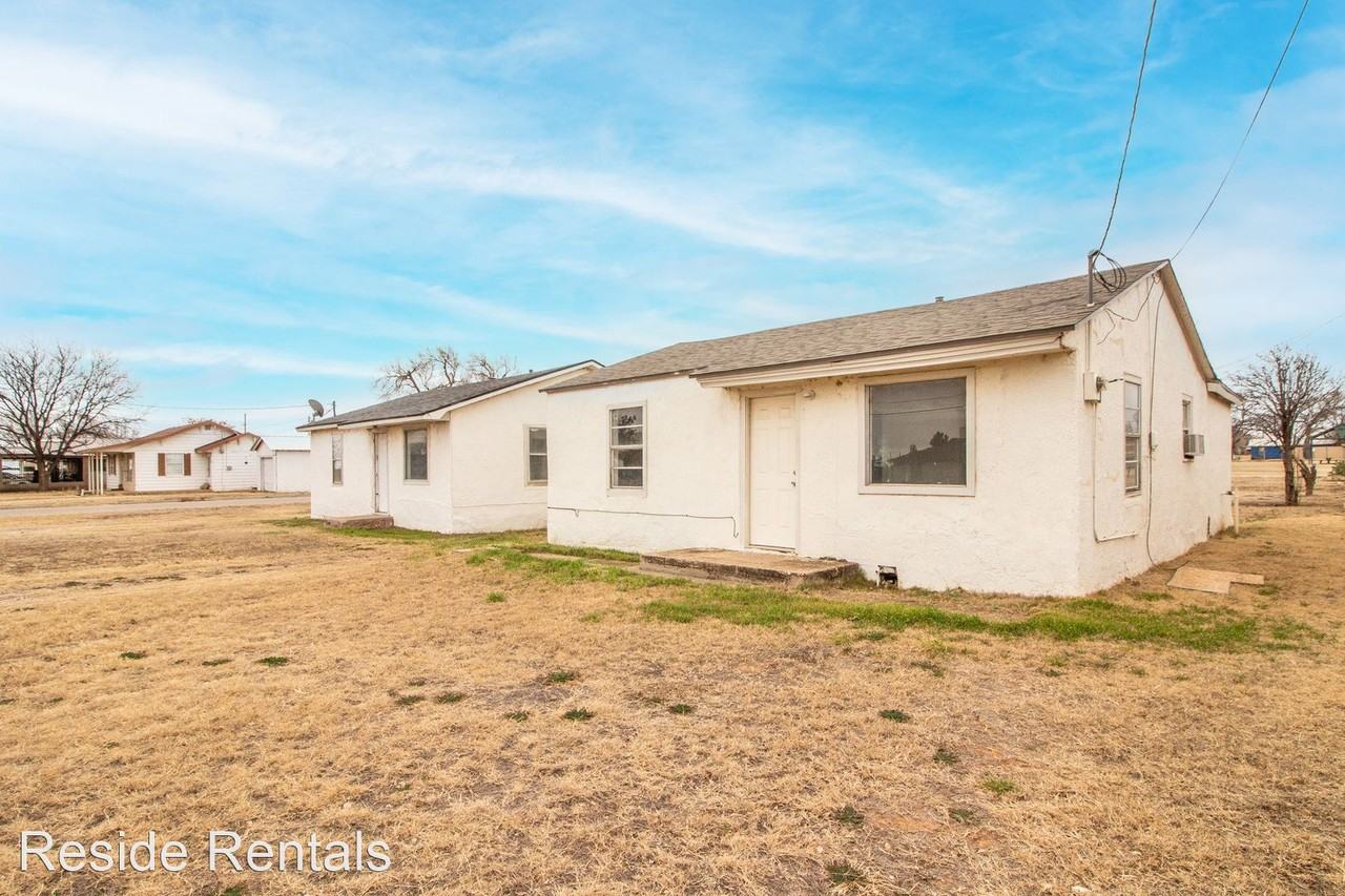 410 E 4th St - Photo 2 of 14