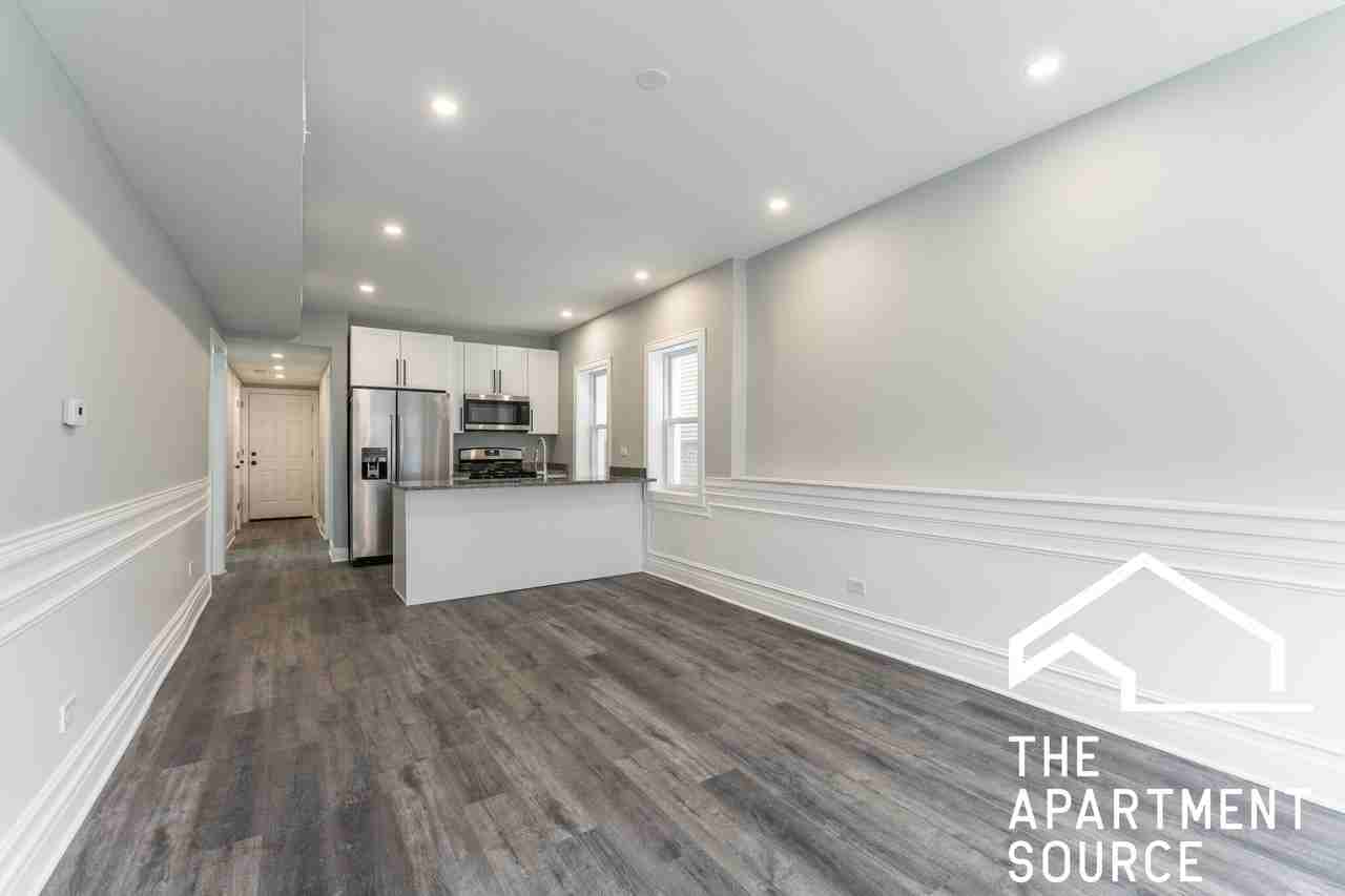 1923 N Pulaski Rd #G - Photo 3 of 11