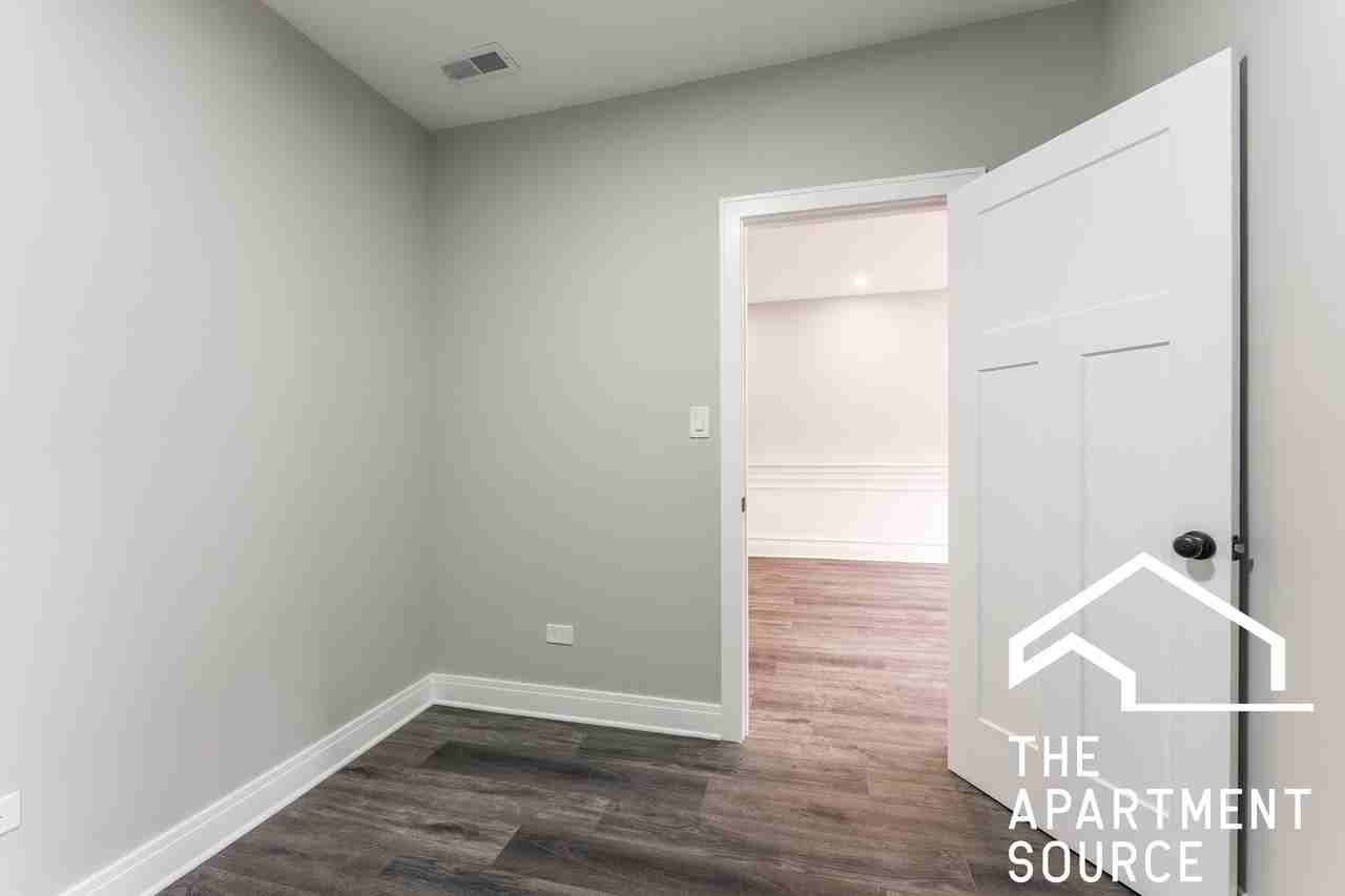 1923 N Pulaski Rd #G - Photo 6 of 11