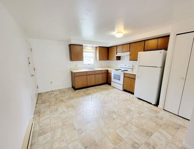 339 Race St #B2 - Photo 3 of 8