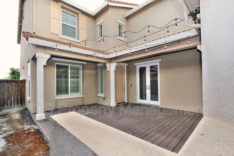 208 Blue Pine Ct - Photo 2 of 38