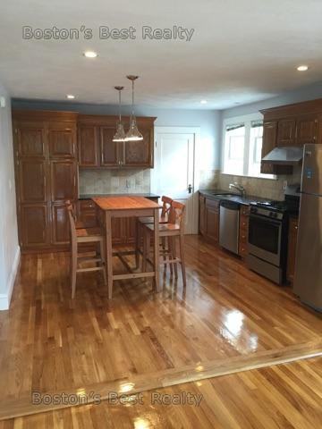 118 Nonantum St - Photo 4 of 18