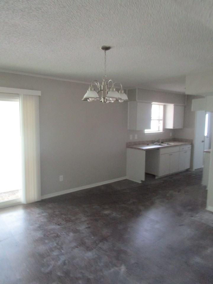 534 E Fairmeadows Dr - Photo 3 of 11