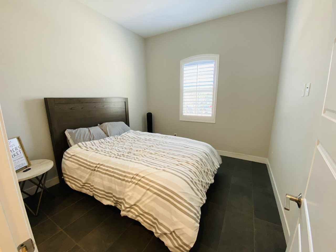 10840 W Marshall Ave - Photo 2 of 21