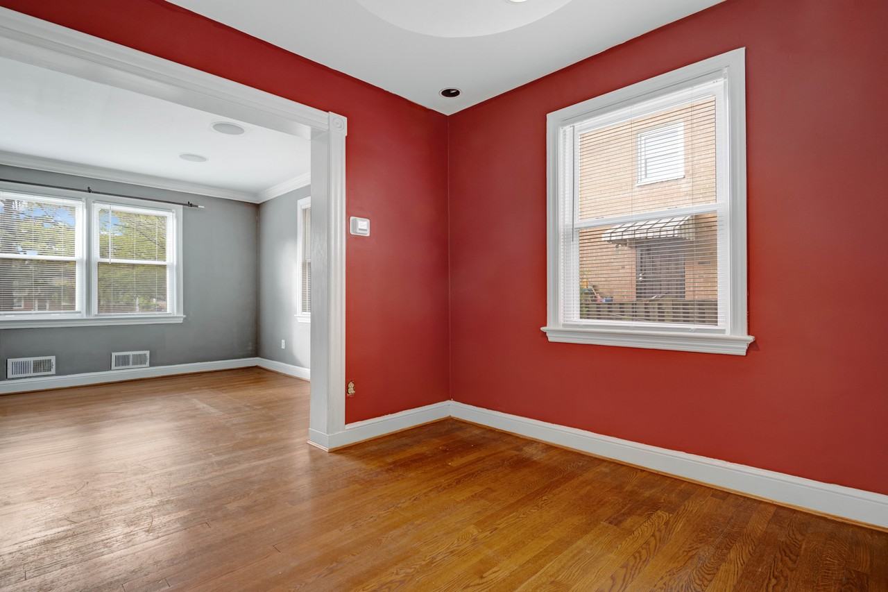 1837 S George Mason Dr - Photo 2 of 21