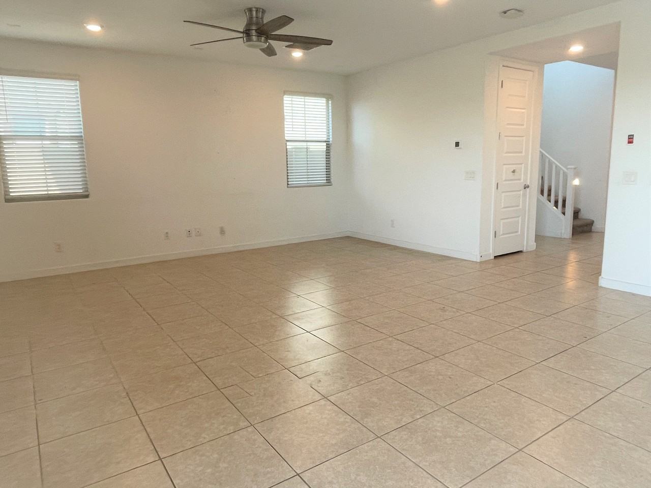 1810 S Jesse Pl - Photo 3 of 31