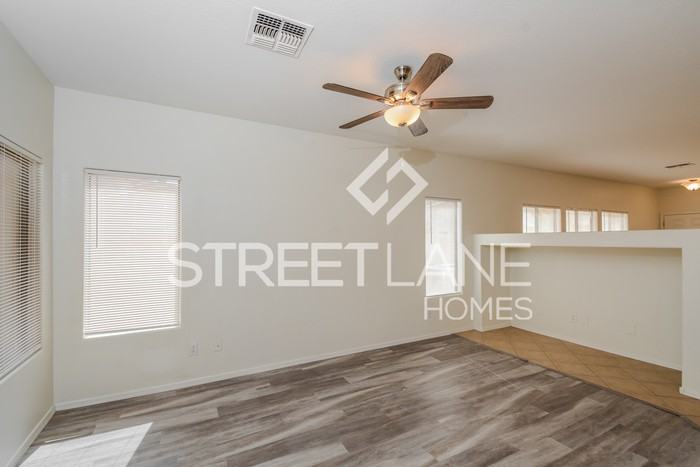 13804 W Caribbean Ln - Photo 3 of 15