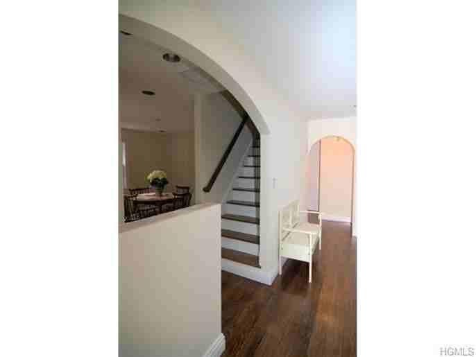 2 Morningside Rd - Photo 2 of 16