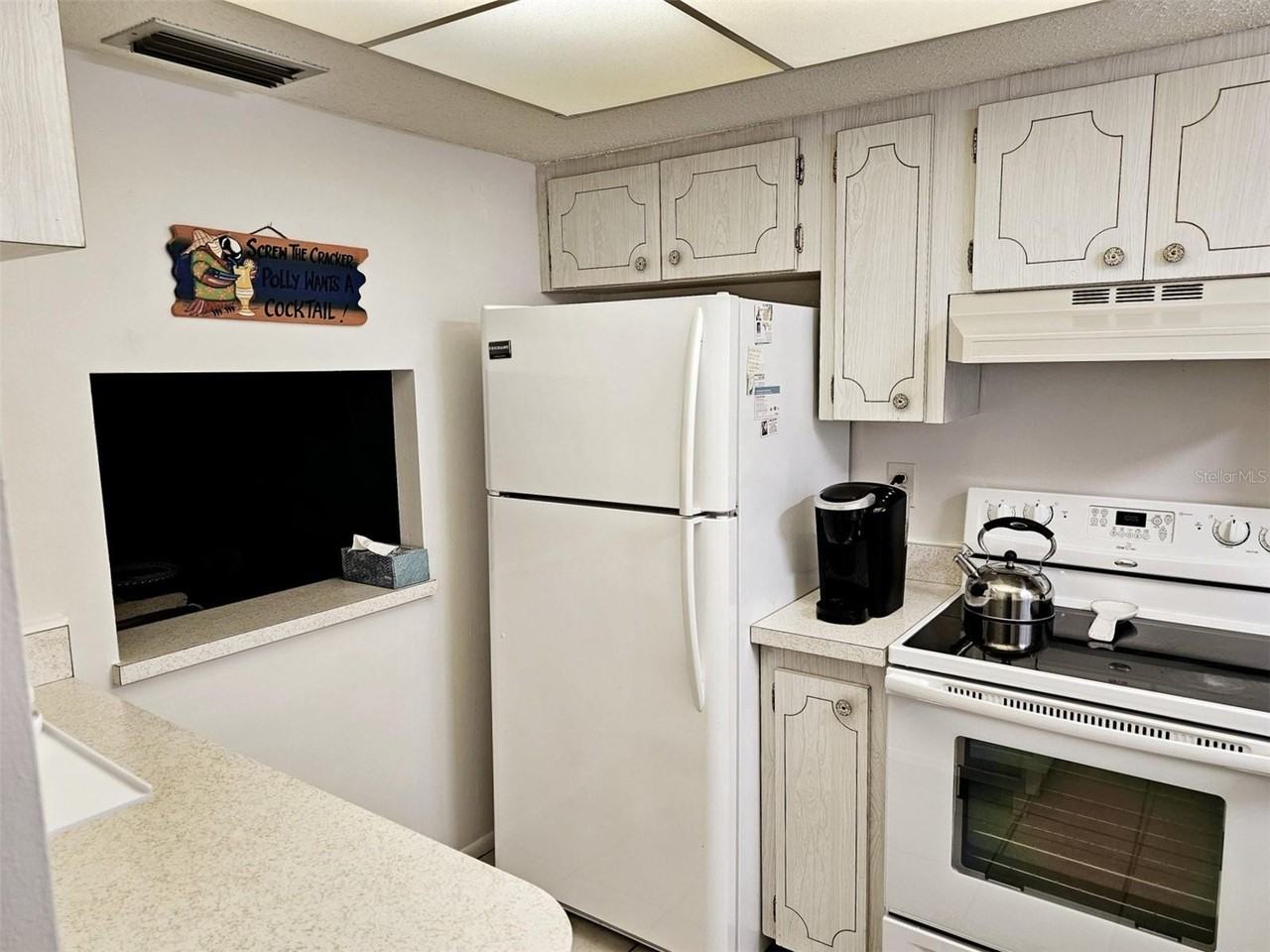 3528 Lake Bayshore Drive #115 - Photo 5 of 31