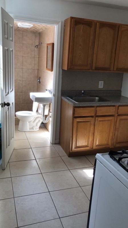 97 Market St #6 - Photo 2 of 4