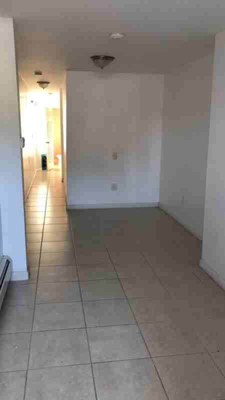 97 Market St #6 - Photo 3 of 4