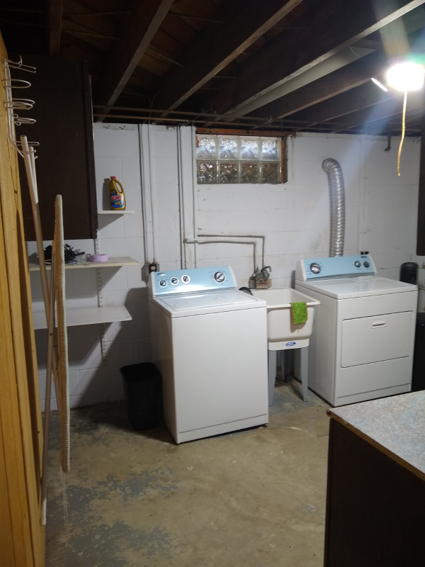 216A Grandview Ave - Photo 3 of 19