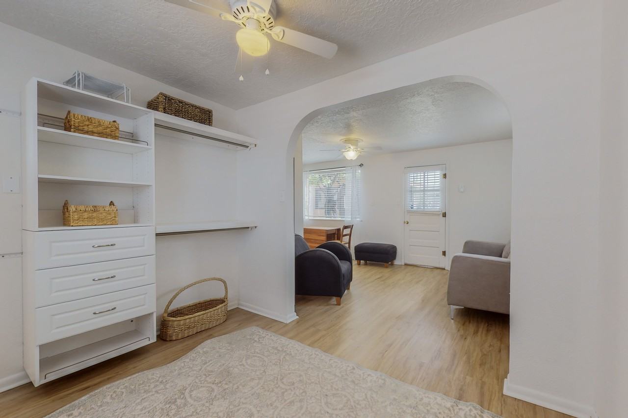 2701 Christine St Ne #NA - Photo 2 of 12