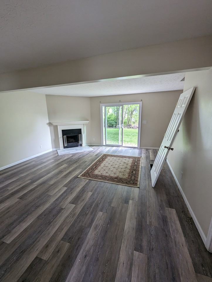 2125 Summit Row Blvd #NA - Photo 3 of 7