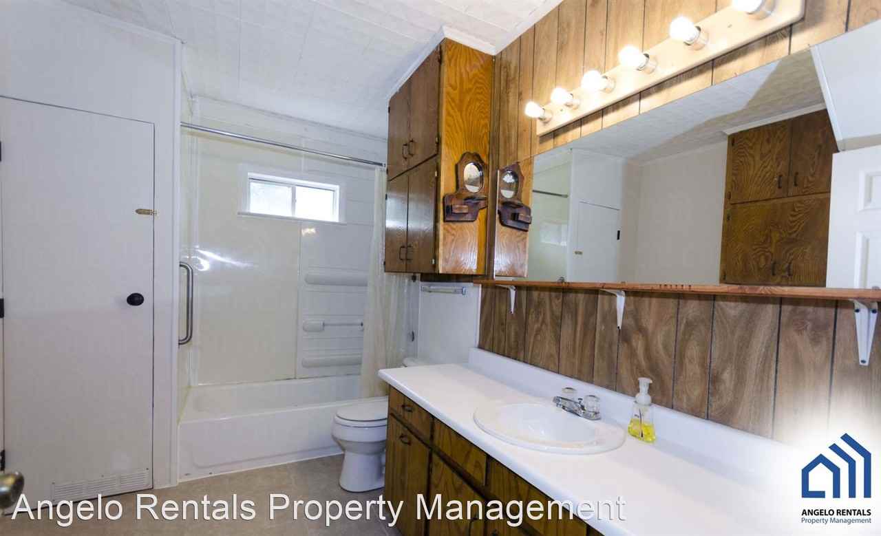 4422 Bowie St - Photo 3 of 15