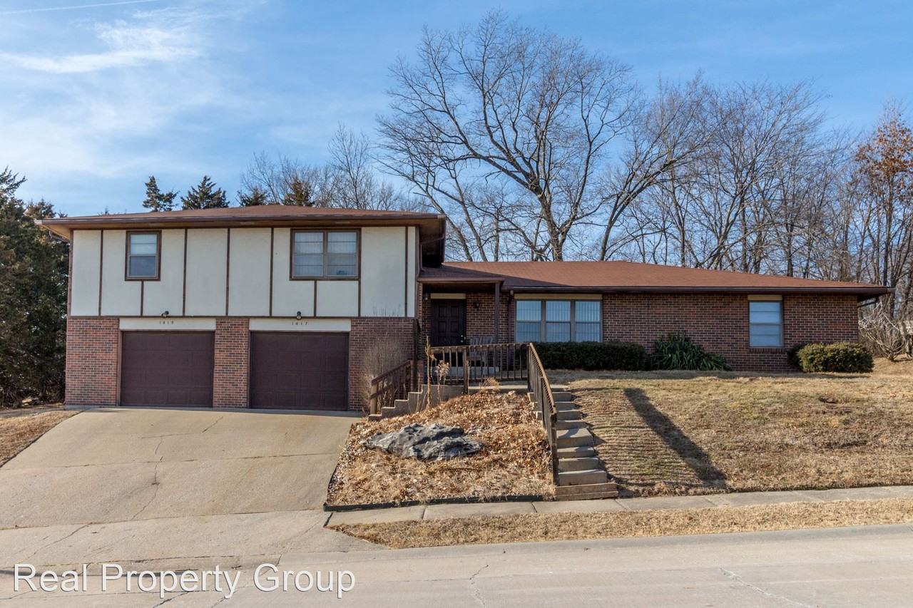 16171619 Handley Place Apartments 16171619 Handley Pl 1619