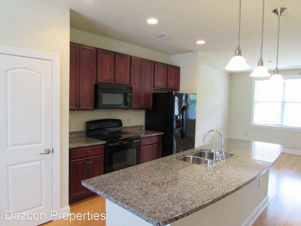 103 Steinbeck Way #C - Photo 3 of 9