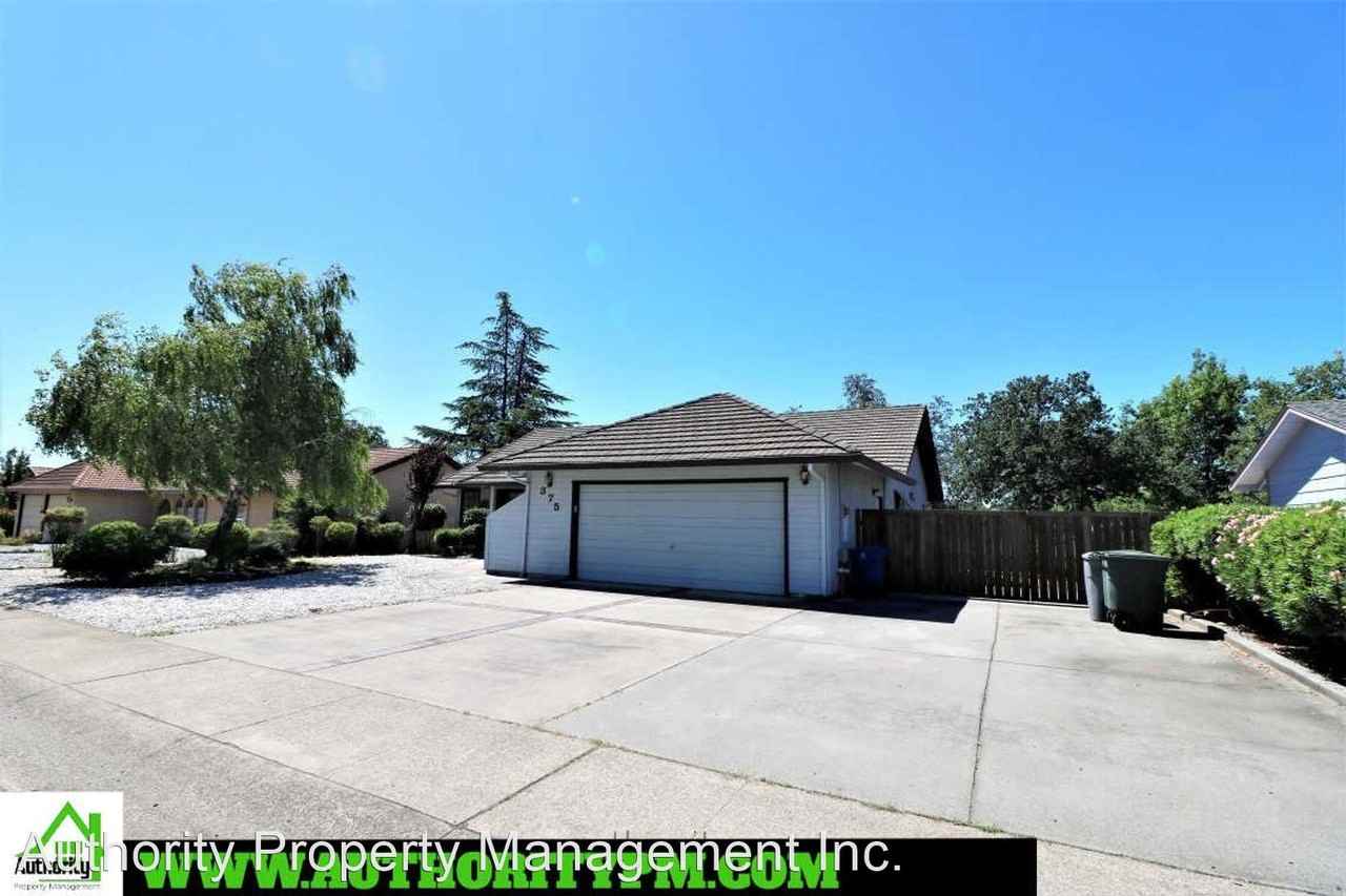 375 Rosewood Dr - Photo 2 of 29