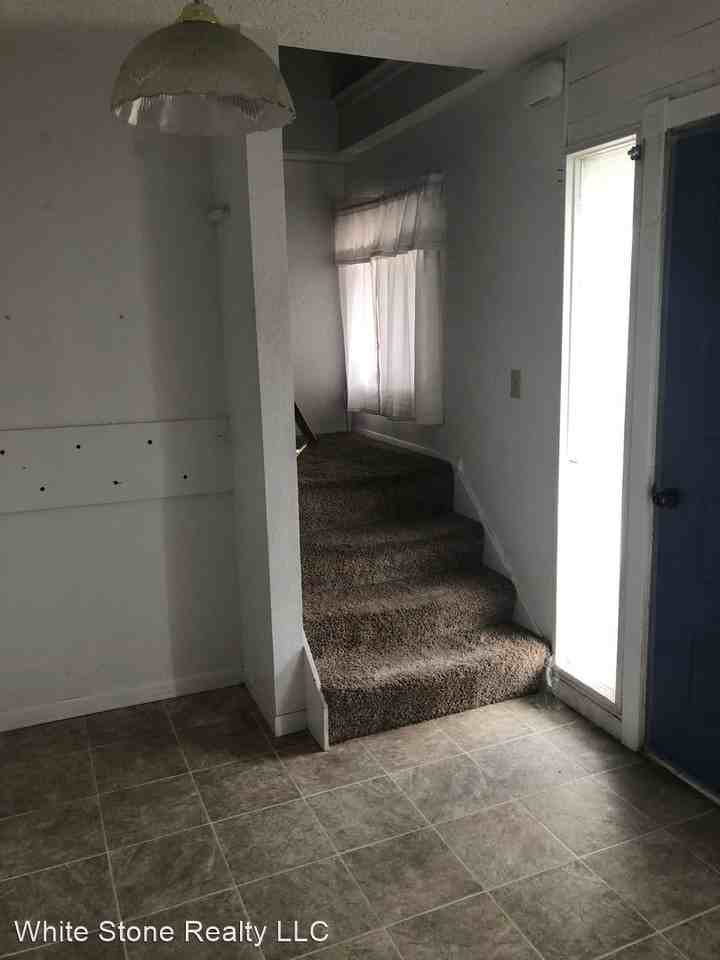 604 3rd St - Photo 2 of 16