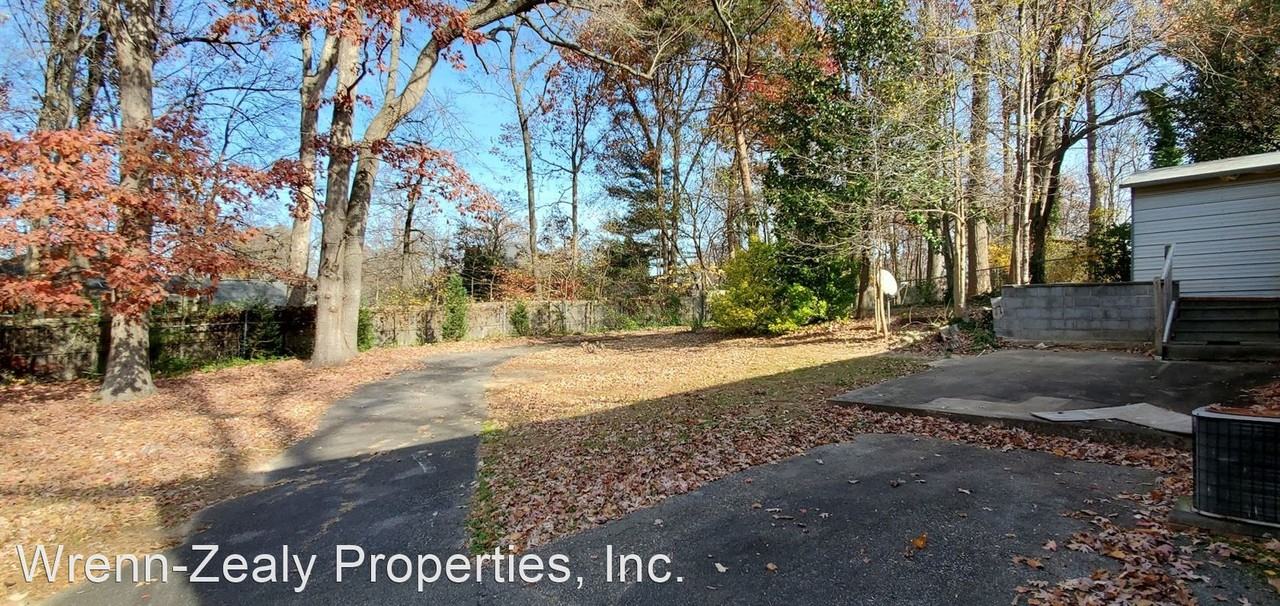 124 Revere Dr - Photo 3 of 12