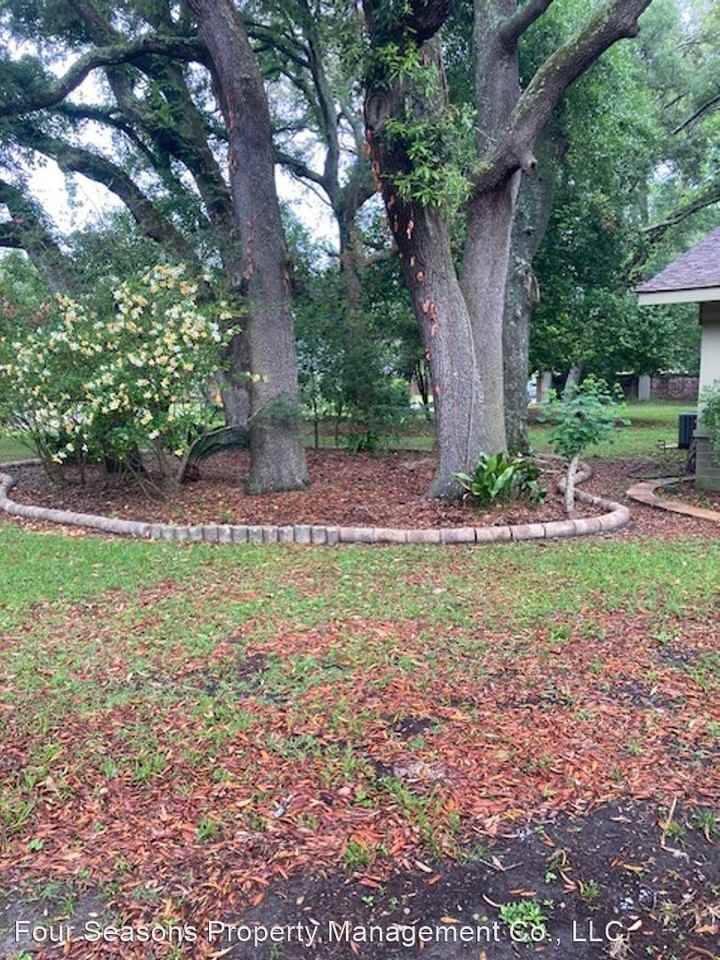 2096 Pat Lane - Photo 3 of 16