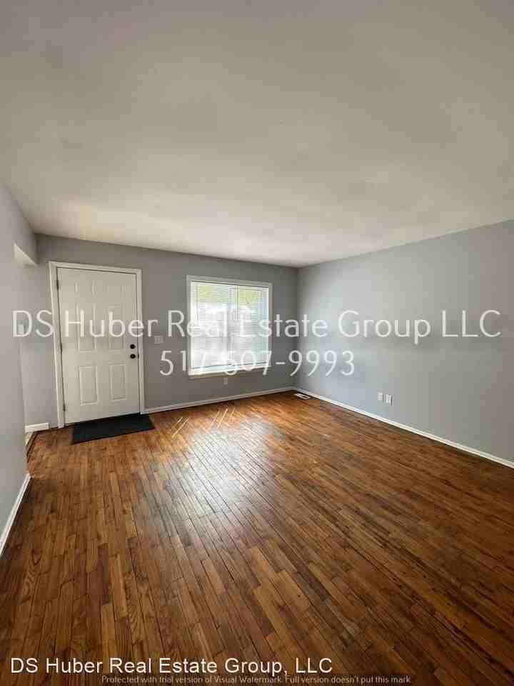 3610 Burchfield Dr - Photo 2 of 11