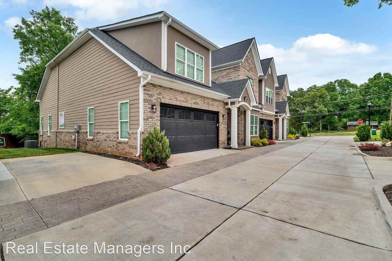 10524 Barolo Ct - Photo 2 of 45