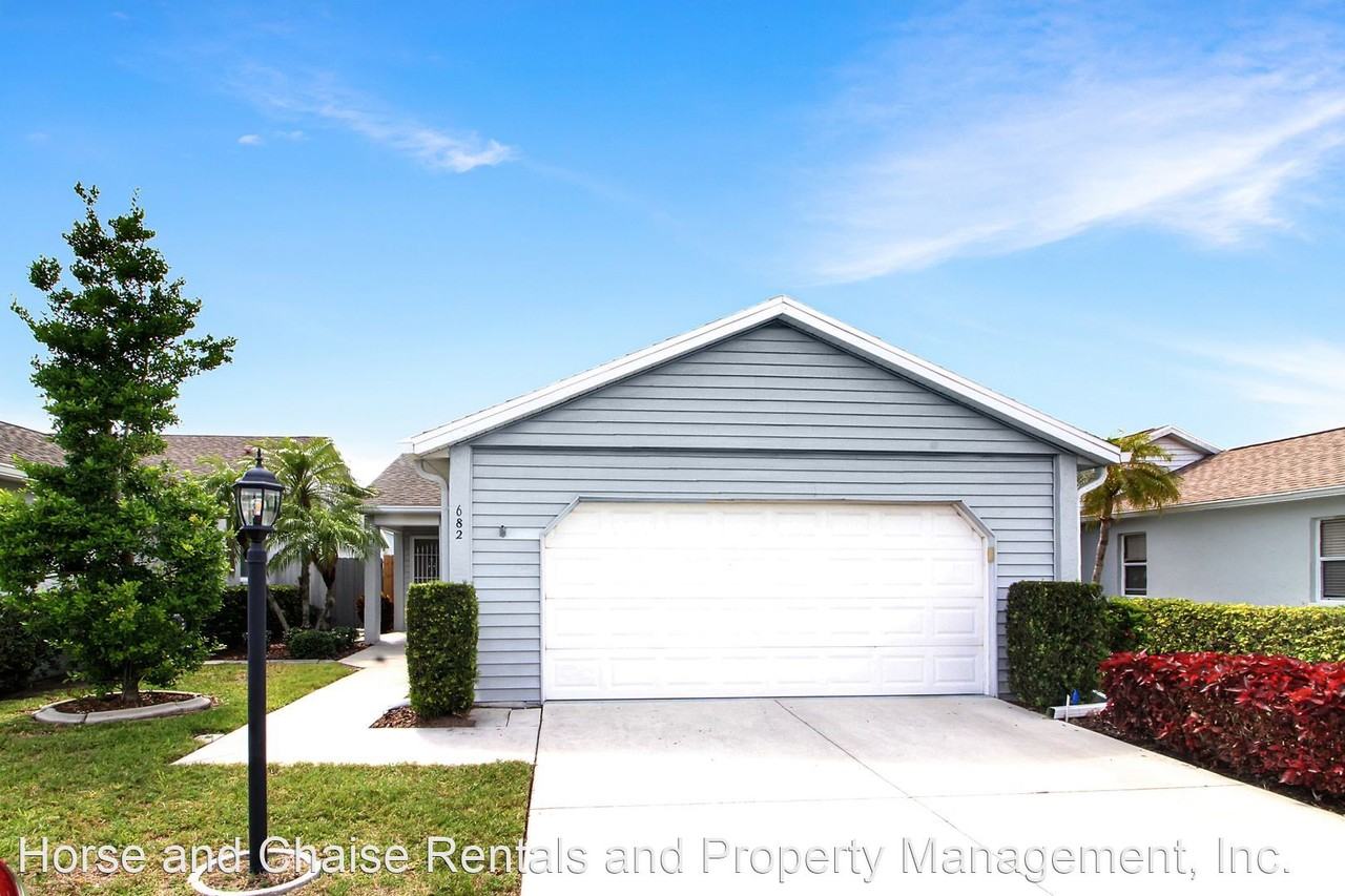 682 Ironwood Cir #121 - Photo 2 of 17