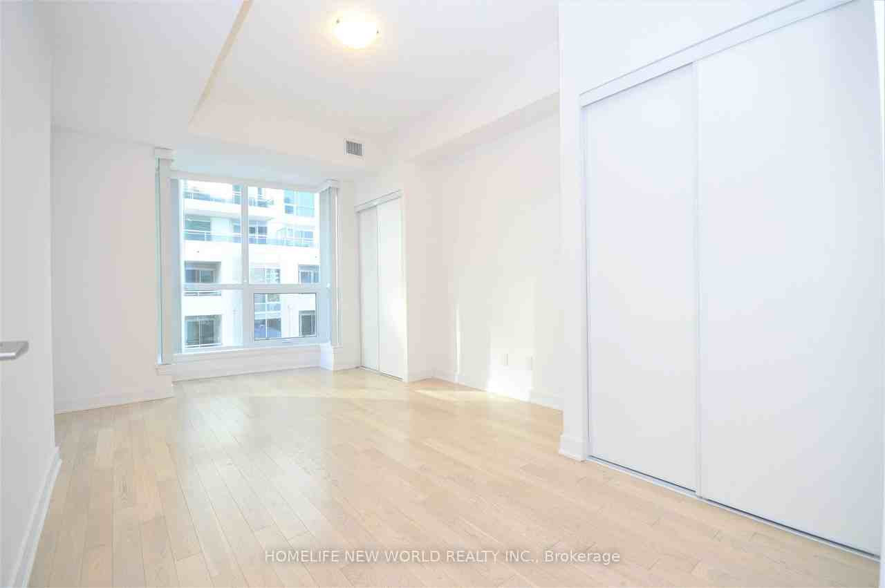 9199 Yonge Street - Photo 3 of 7