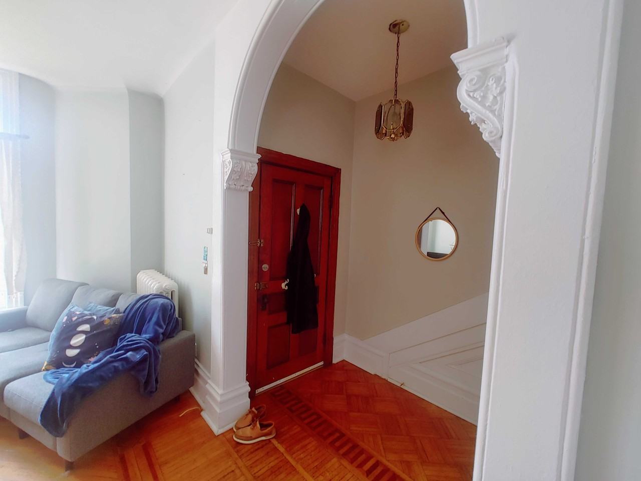 104 Wellington Street - Photo 2 of 23