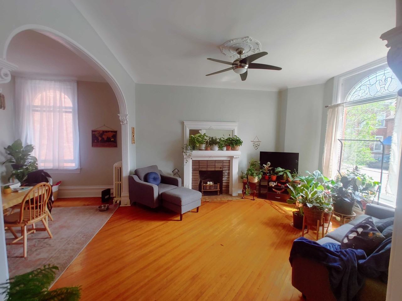 104 Wellington Street - Photo 3 of 23