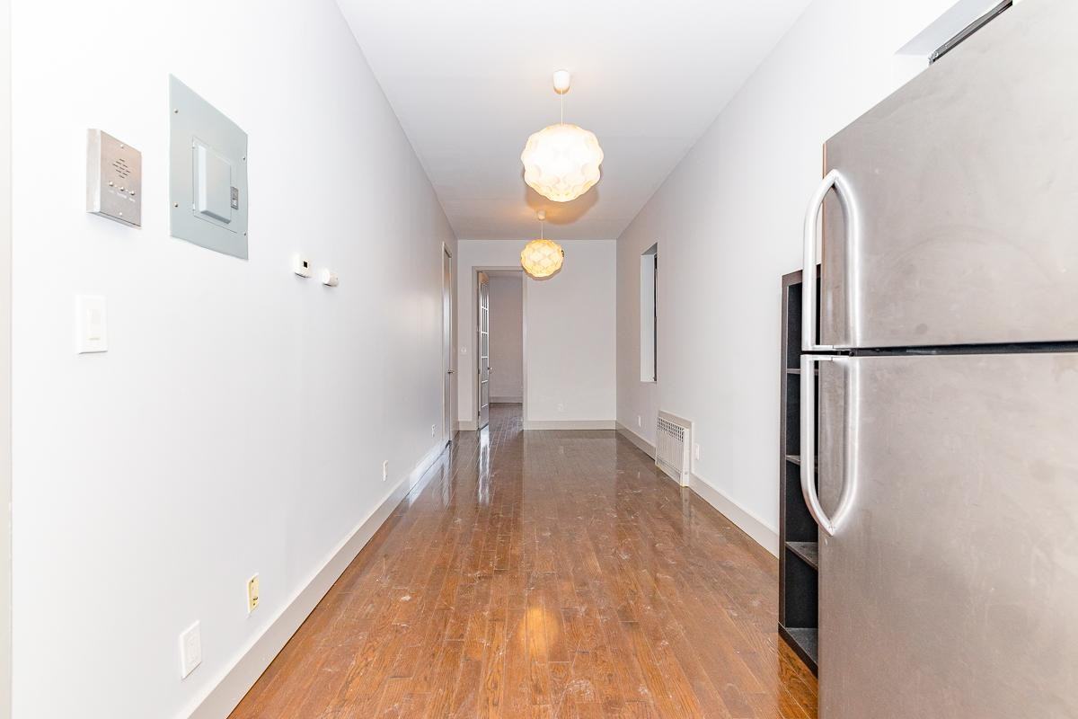 26 Wilson Ave #2L - Photo 2 of 11