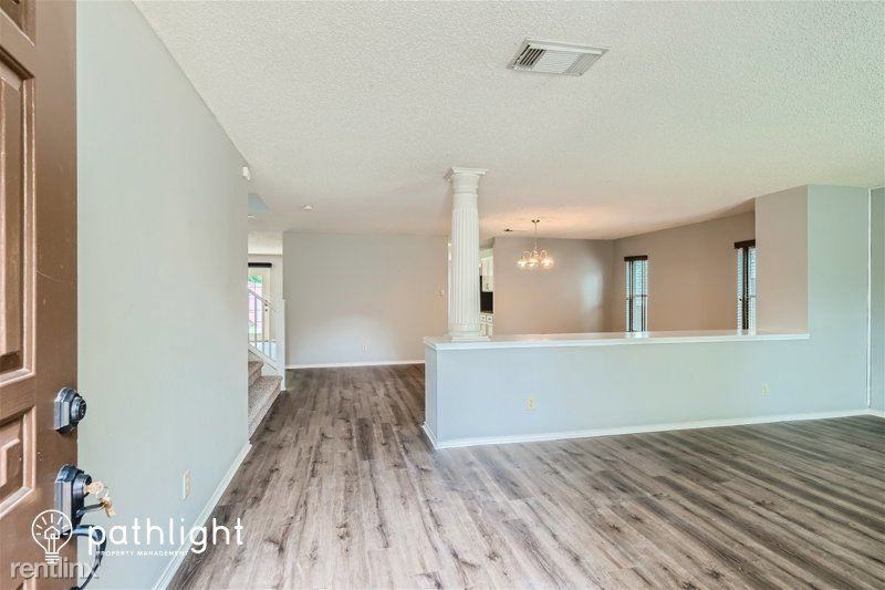 8323 Jaybrook Dr - Photo 2 of 20