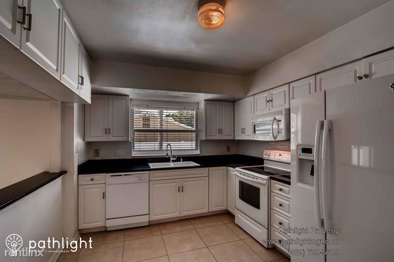 7302 Barry Rd - Photo 2 of 18