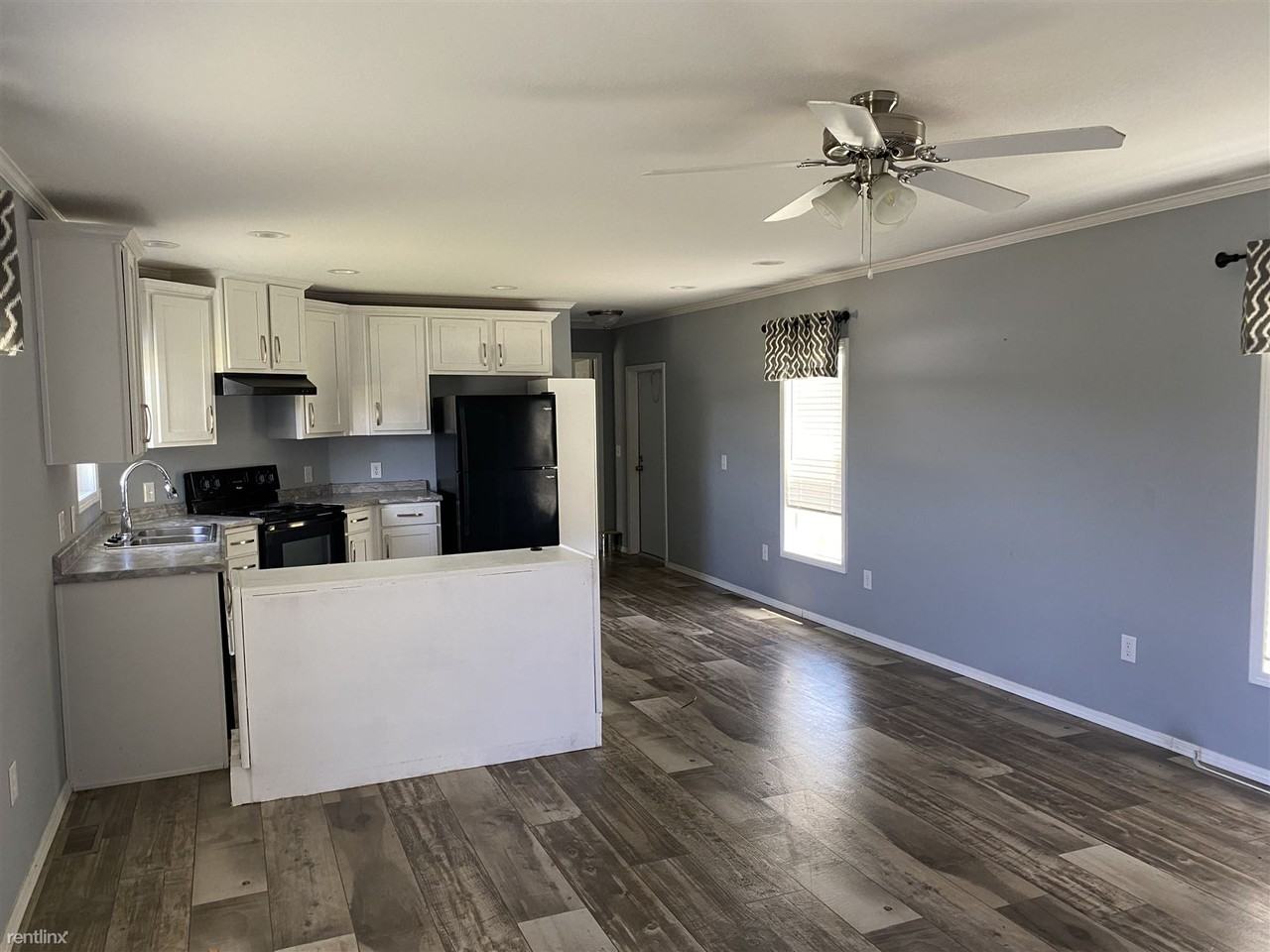 35 J L Williams Rd - Photo 3 of 11