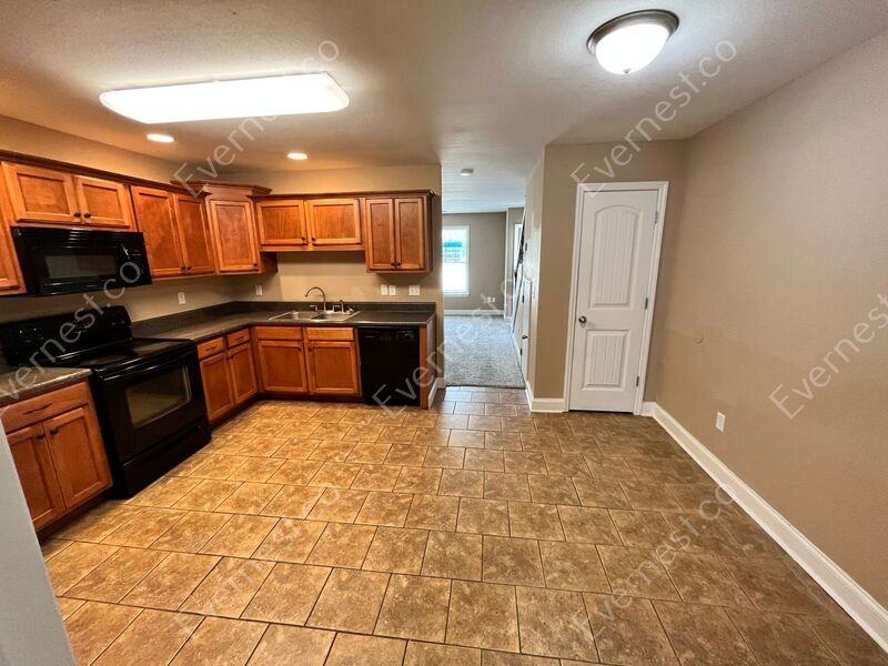 116 Brown Estates Rd - Photo 3 of 21