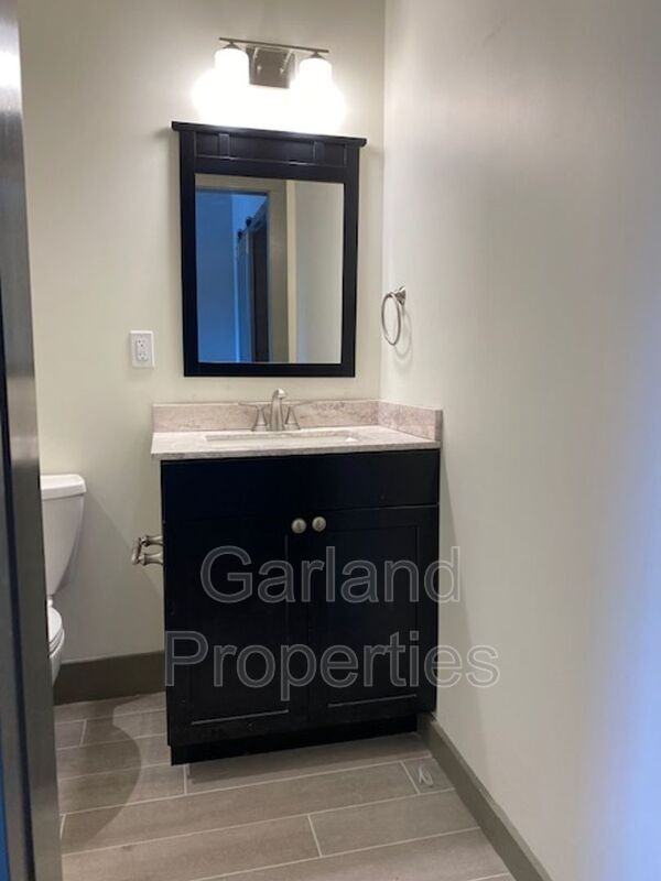 821 Salem Ave Sw #203 - Photo 5 of 8