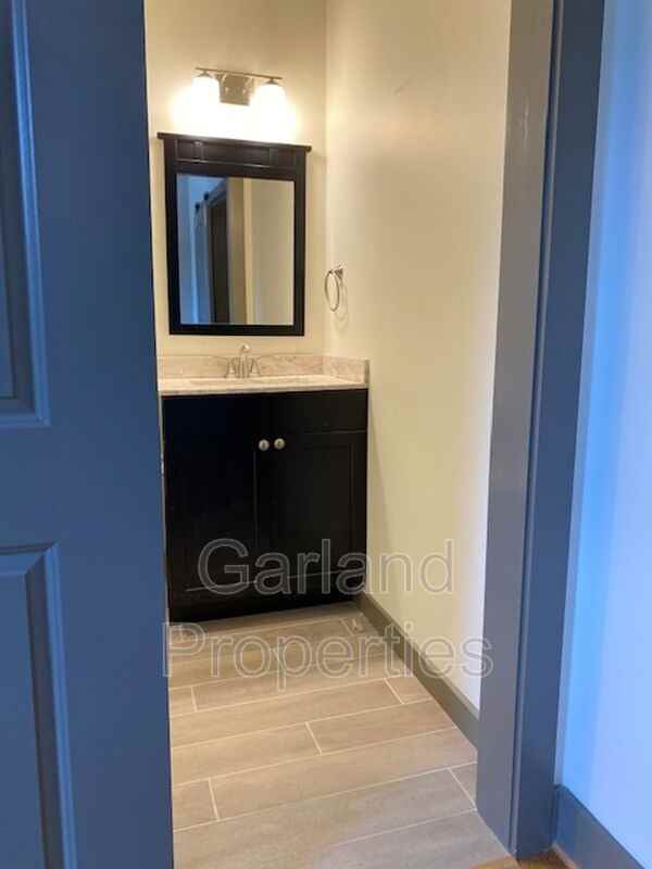 821 Salem Ave Sw #203 - Photo 6 of 8