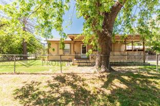 1817 S Catherine St - Photo 1 of 1