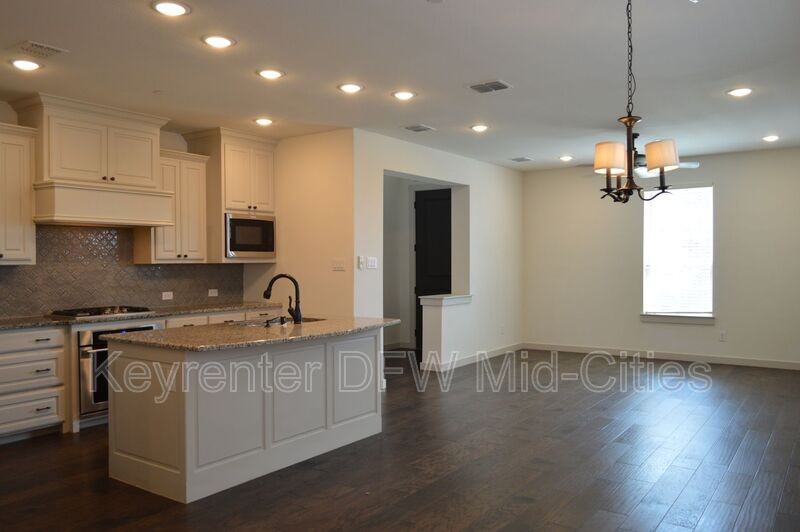 622 Cobblestone Ln - Photo 3 of 24