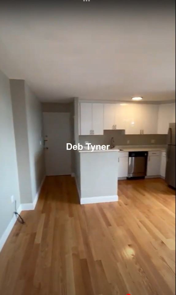 Trapelo Rd #1B4 - Photo 3 of 9