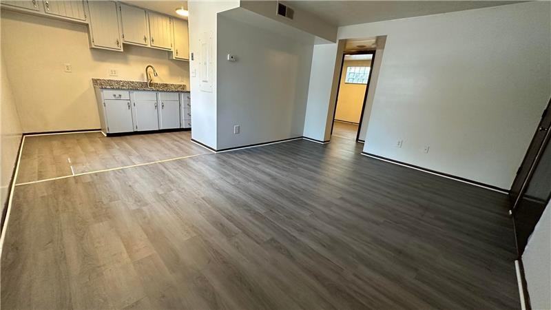 28 Pioneer Dr #1 - Photo 2 of 8