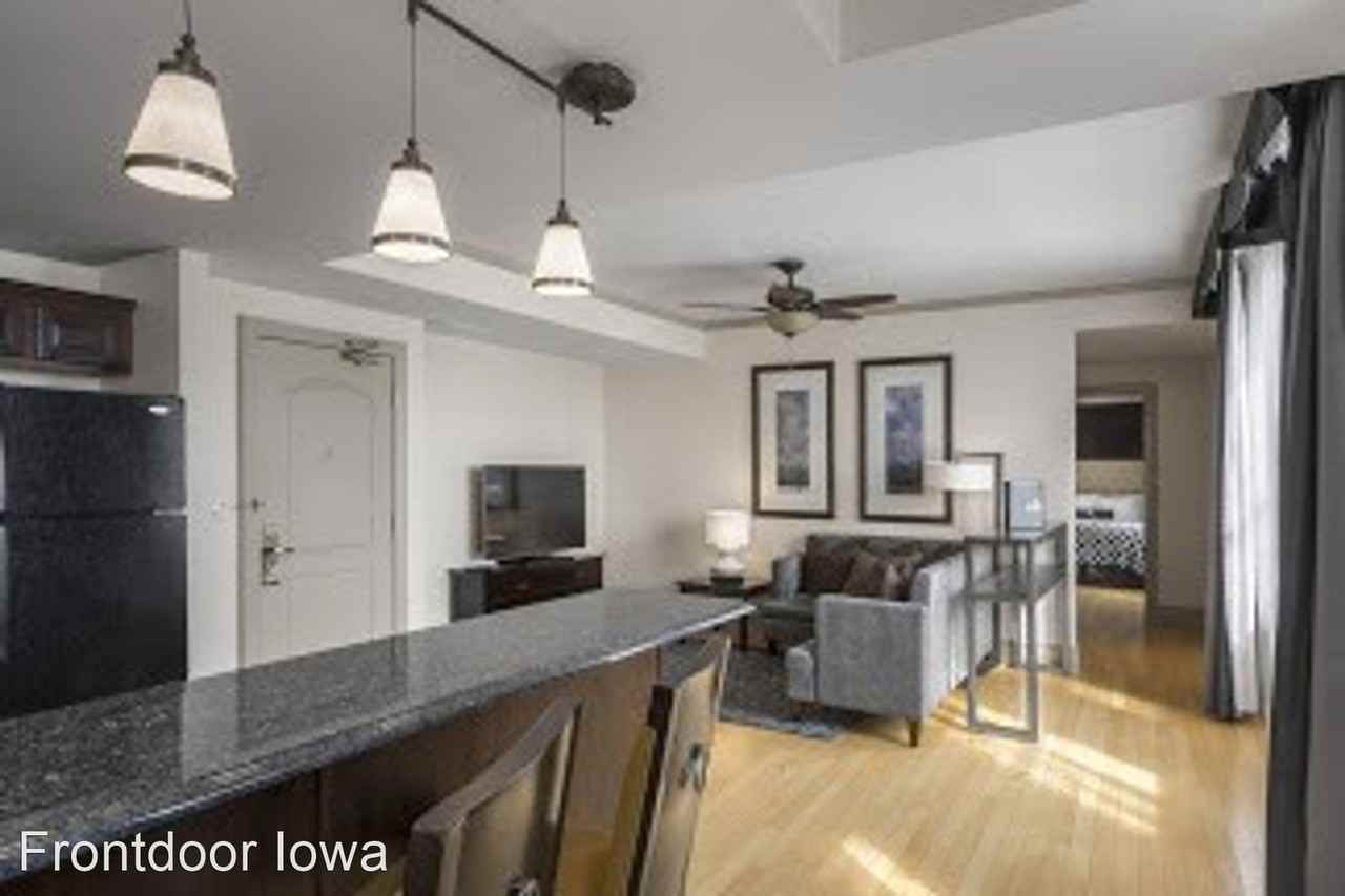 Bridging the gap between convenience and luxury - Photo 3 of 14