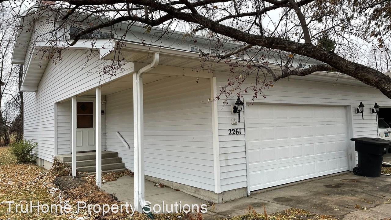 2261 Springbrook Ct - Photo 2 of 29