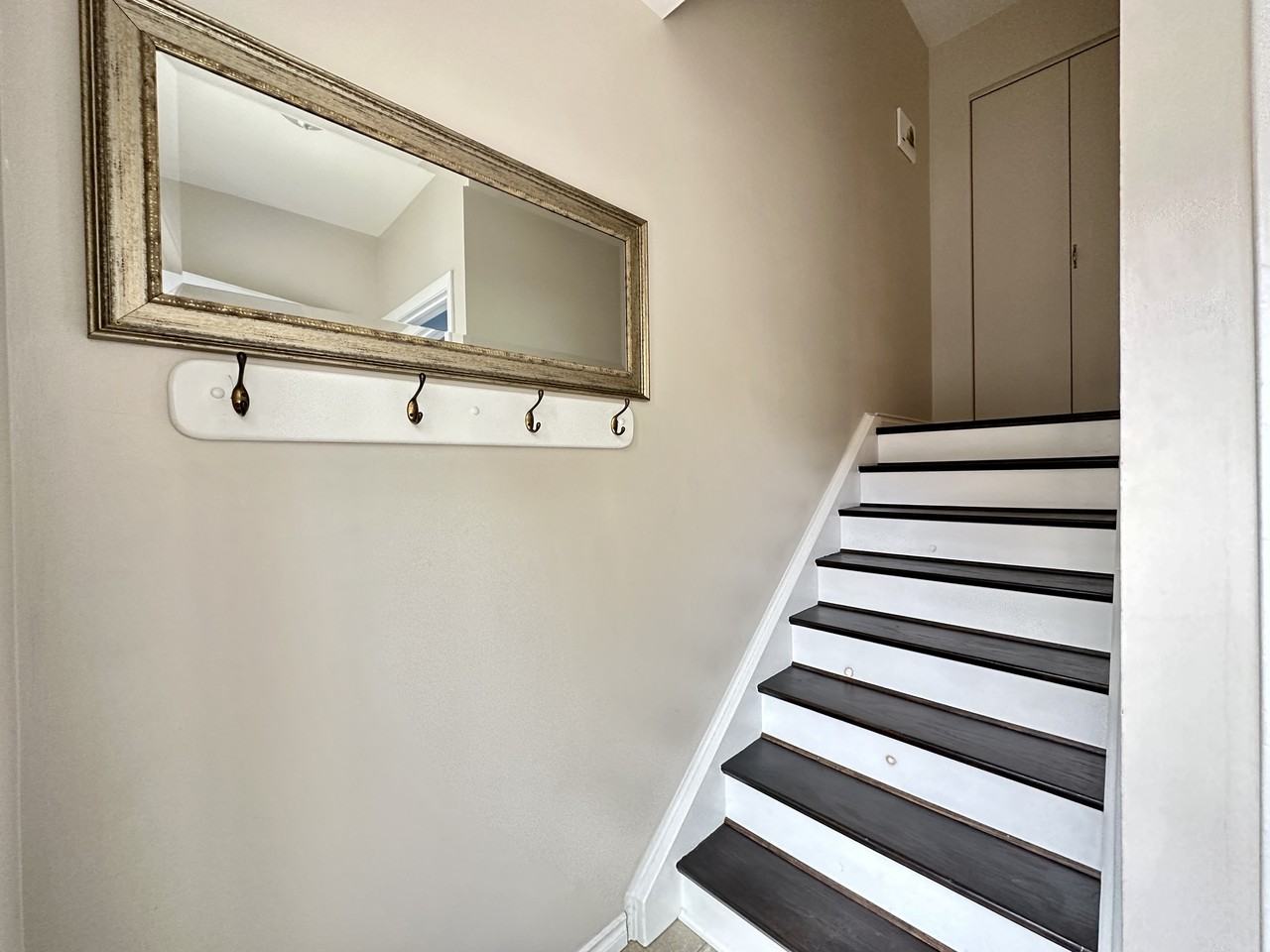 2233 Mountain Grove Avenue - Photo 2 of 15