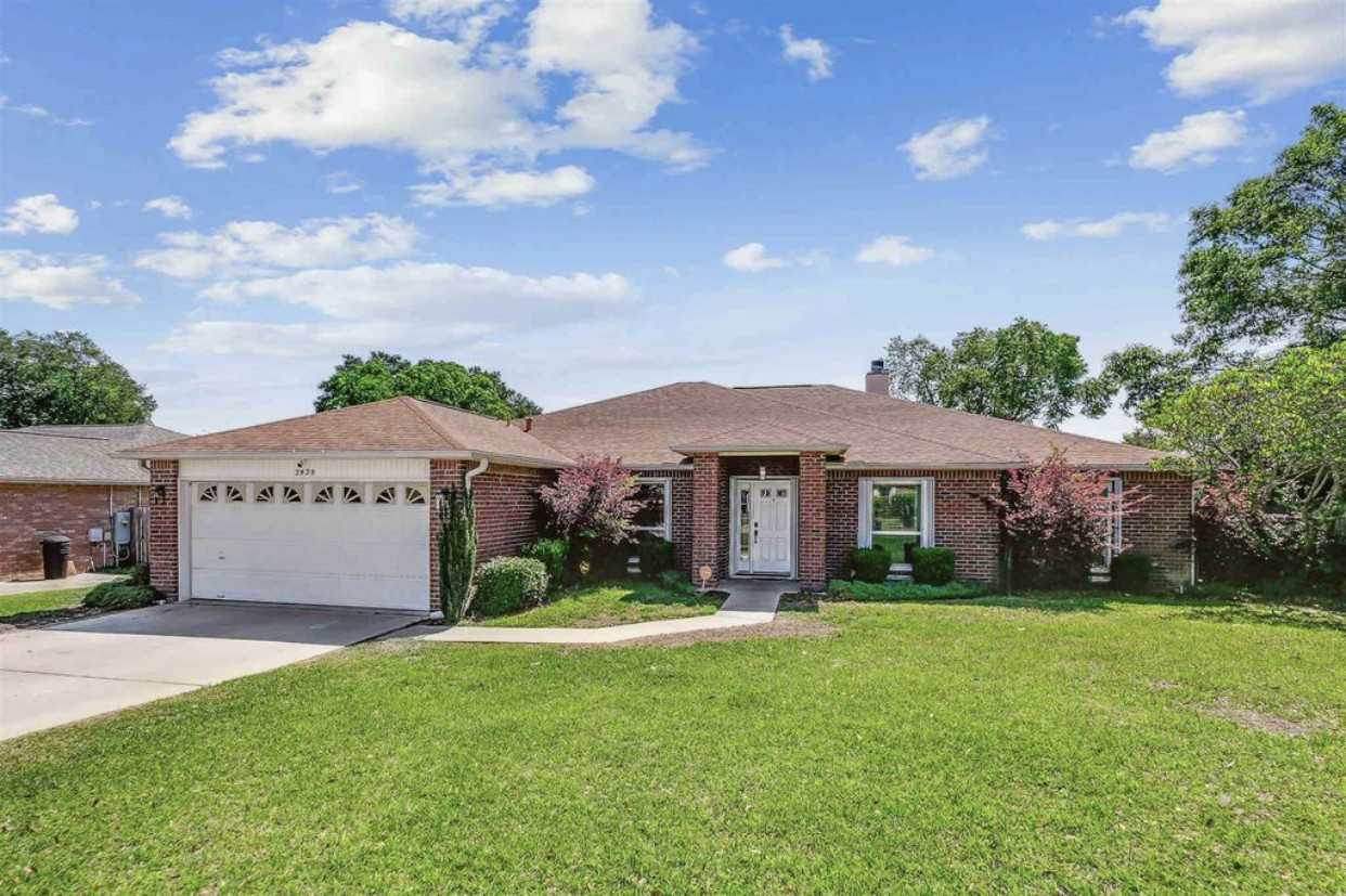 2828 Silentwood Dr #NA - Photo 3 of 23